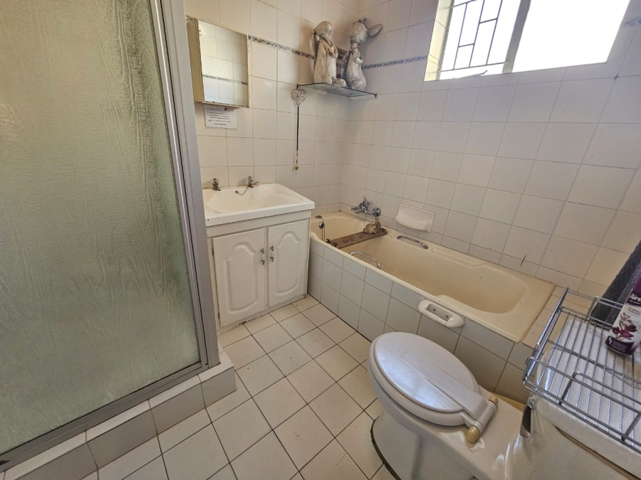 7 Bedroom Property for Sale in Bethlehem Free State